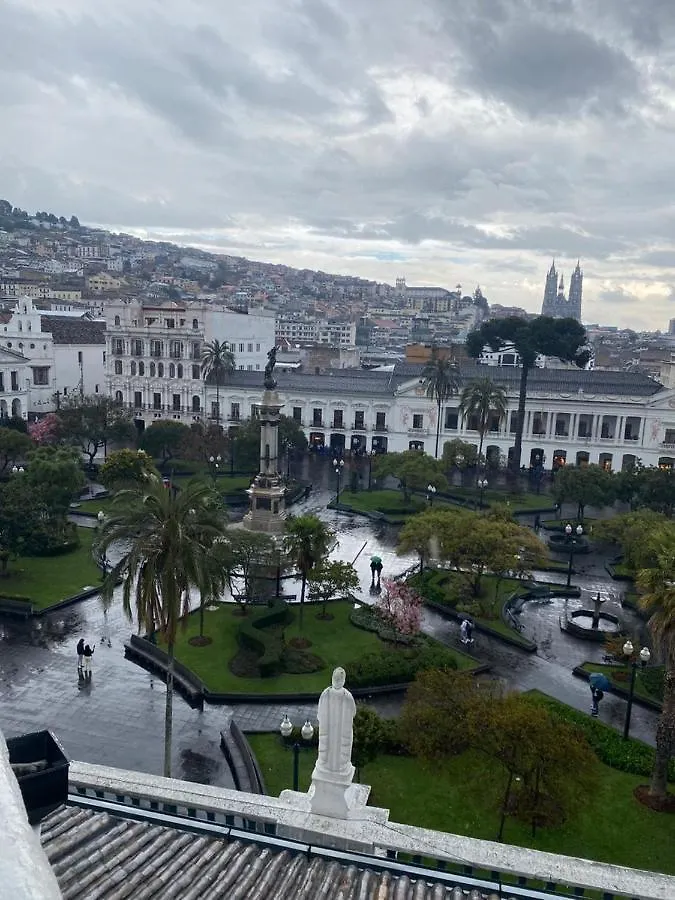 Pensión Hostal Brilliant Quito