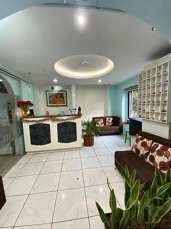 Hostal Brilliant Quito 3*,  Ecuador