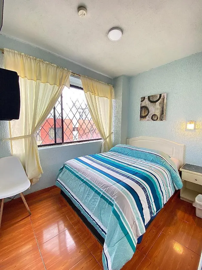 Hostal Brilliant Quito Pensión